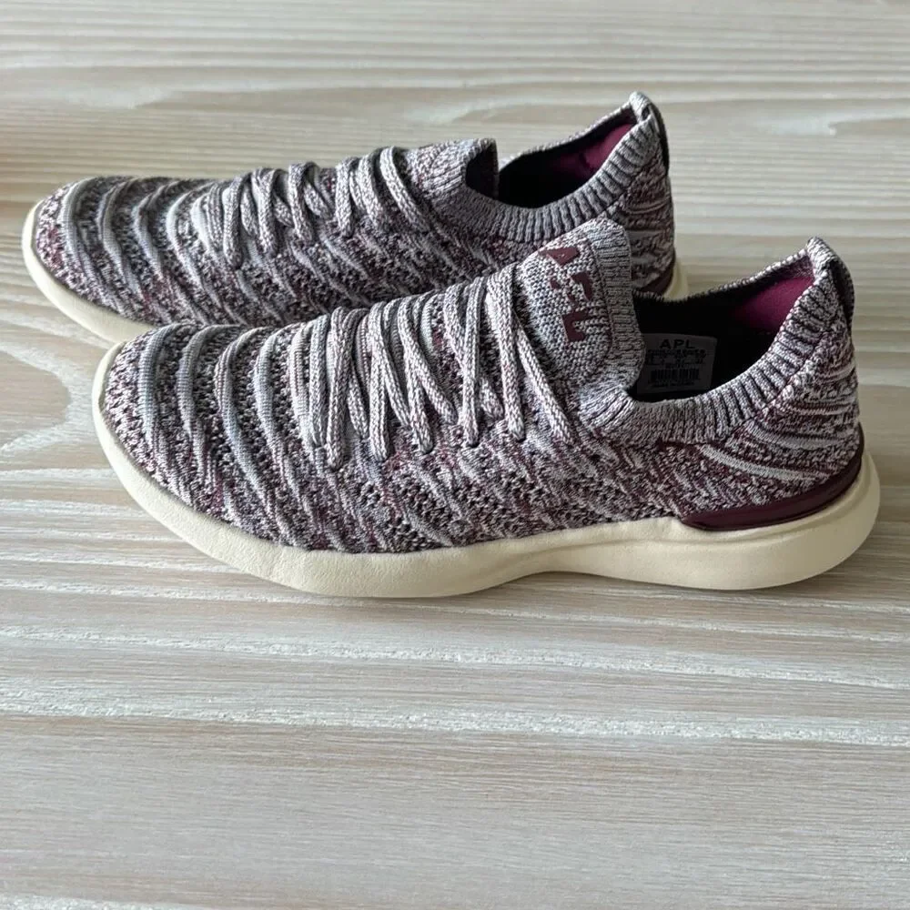 APL Athletic Propulsion Labs - Wave TechLoom Running Sneakers - Burgundy 6.5